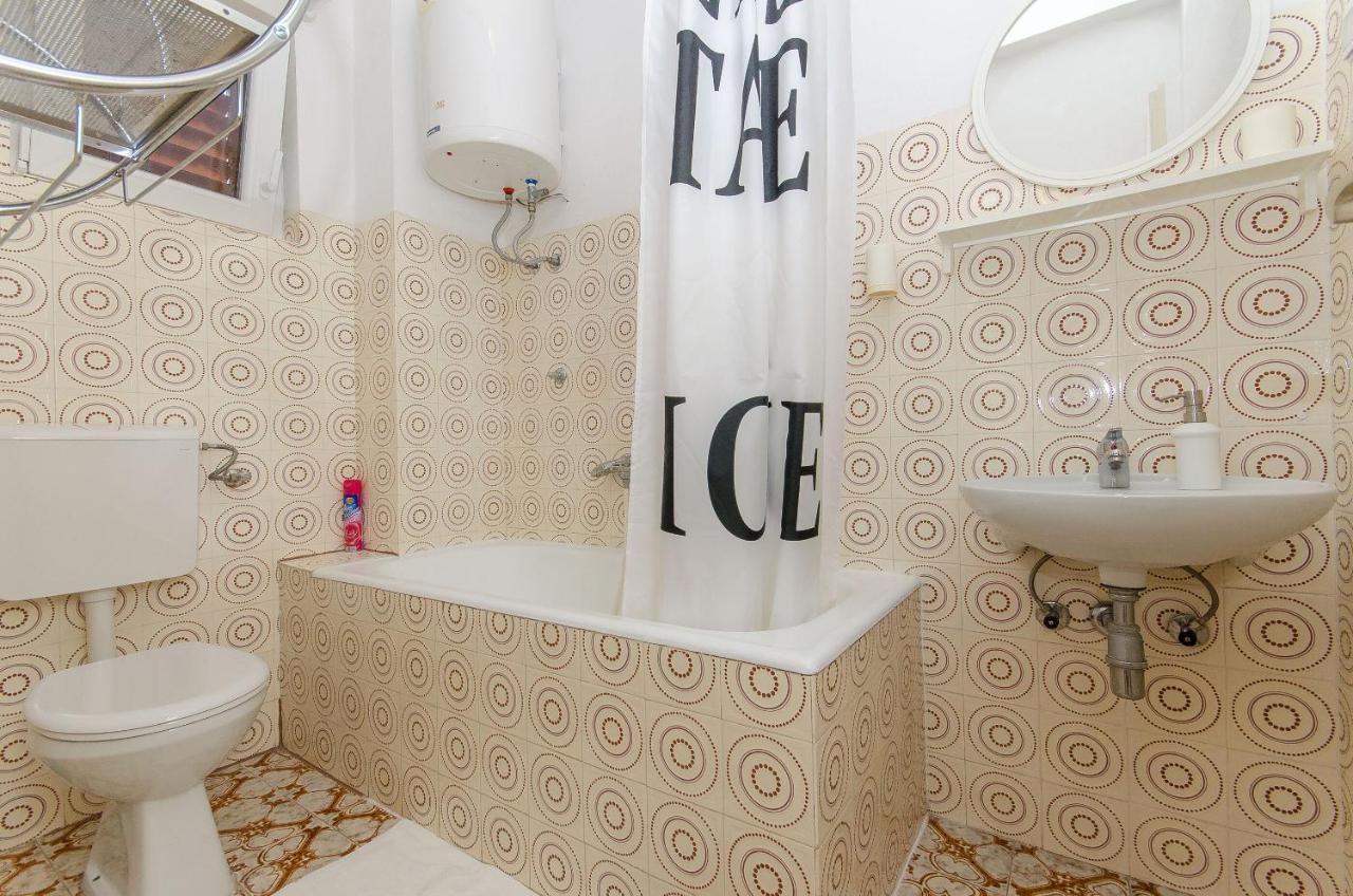 Apartments Katica มาคาร์สกา ภายนอก รูปภาพ