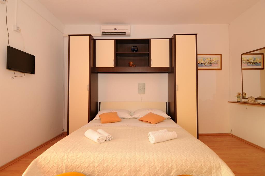 Apartments Katica มาคาร์สกา ภายนอก รูปภาพ